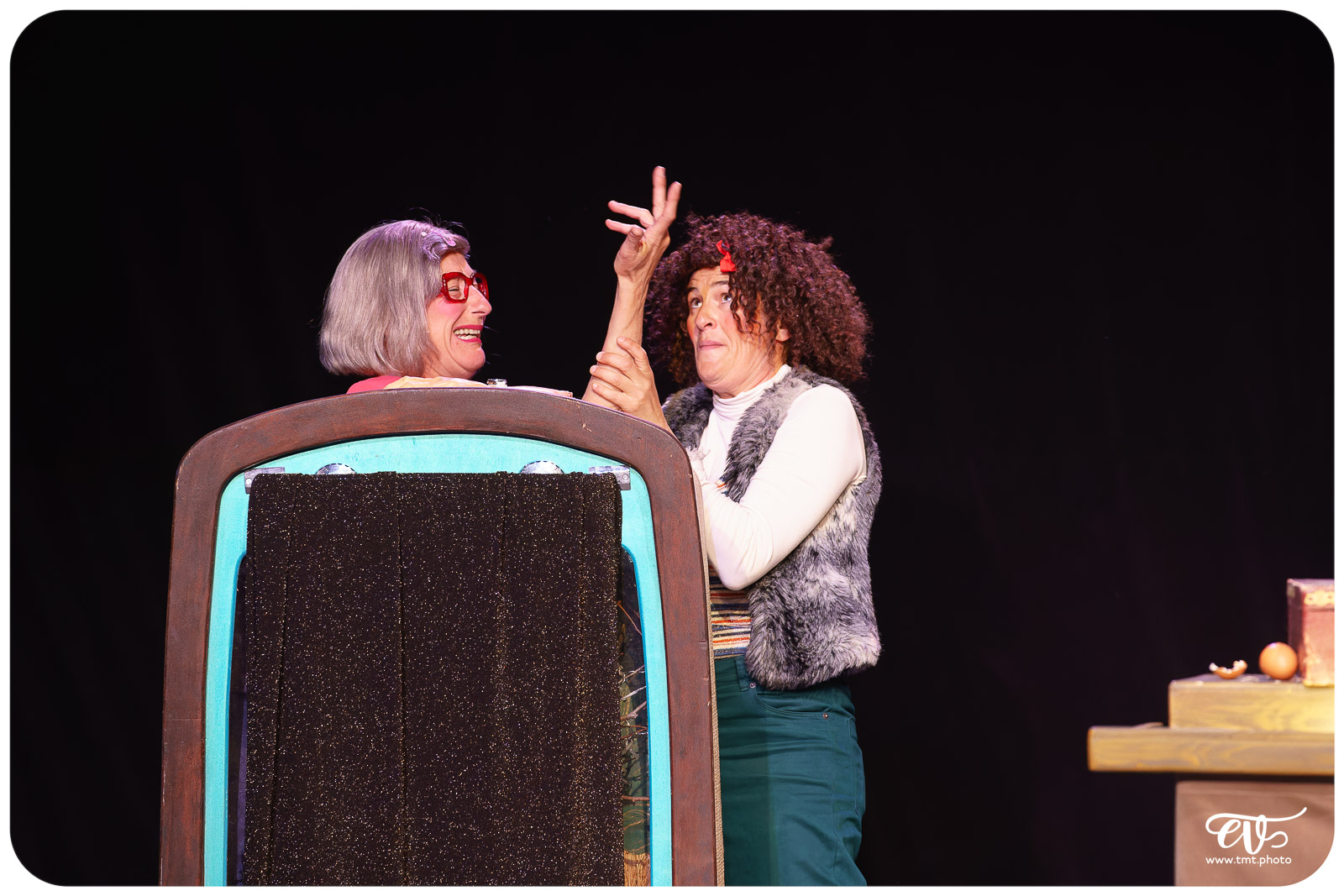 ON VOUS RACONTE DES HISTOIRES (CIE DU DÉTOUR)